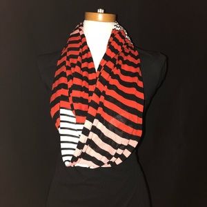 Infinity scarf